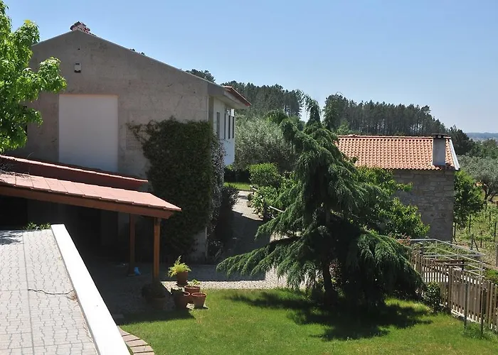 Quinta Do Vale Sanguinho * Seia